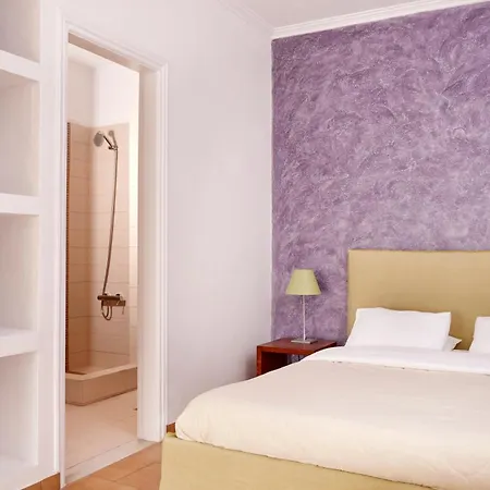 Hotel Manos Small World 3*