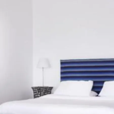 Manos Small World Hotel