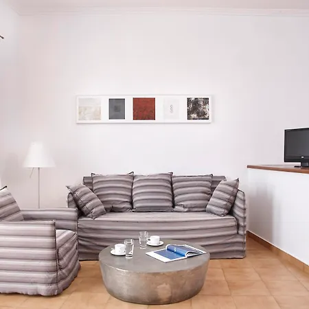 マノス スモール ワールド