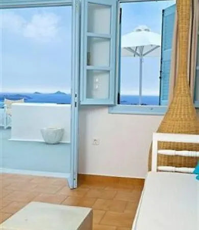 Manos Small World Hotel