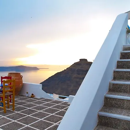 ホテル マノス スモール ワールド