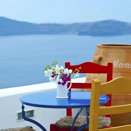 Manos Small World Hotel