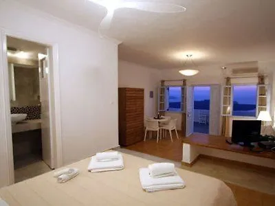 Hotell Manos Small World Firostefani