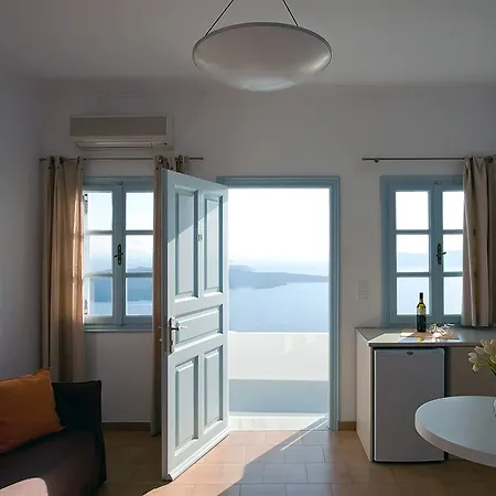 マノス スモール ワールド