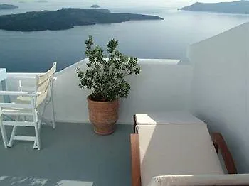 Manos Small World 3* Firostefani