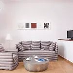 マノス スモール ワールド