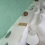 ホテル マノス スモール ワールド
