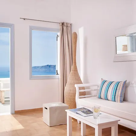 Hotel Manos Small World 3*