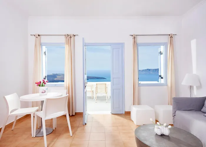 Otel Manos Small World Firostefani