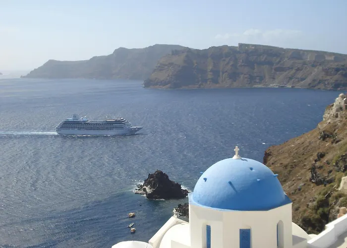 Otel Manos Small World Firostefani