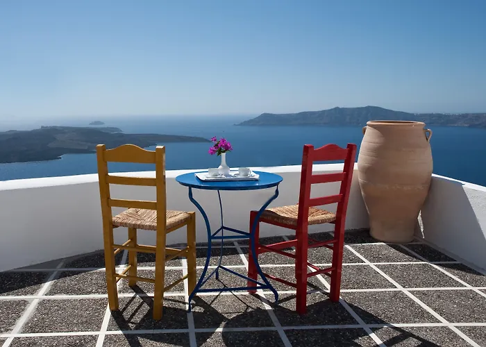 Manos Small World Otel Firostefani