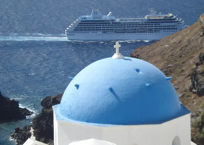 Manos Small World Hotel Firostefani