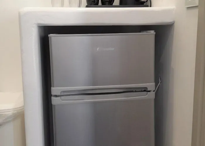 Otel Manos Small World 3*