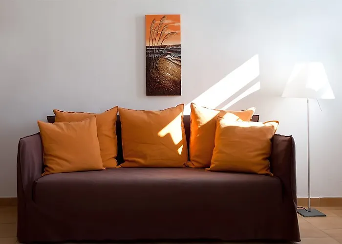 Otel Manos Small World 3*