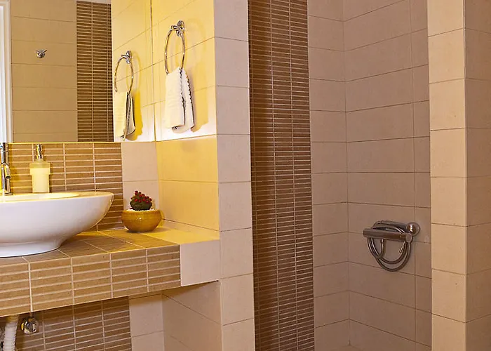 Otel Manos Small World Firostefani