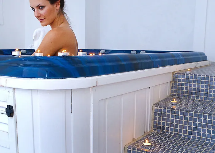 Hotel Manos Small World 3*